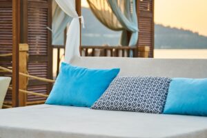 ホテルで快適な睡眠を得るための枕の購入方法は？