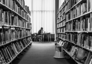 勉強中の眠気対策におすすめのグッズは？